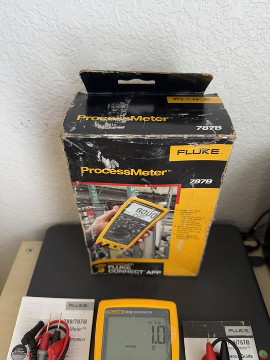 FLUKE 787B PROCESSMETER W/ ACCESSORIES & LEADS - FREE SHIPPING