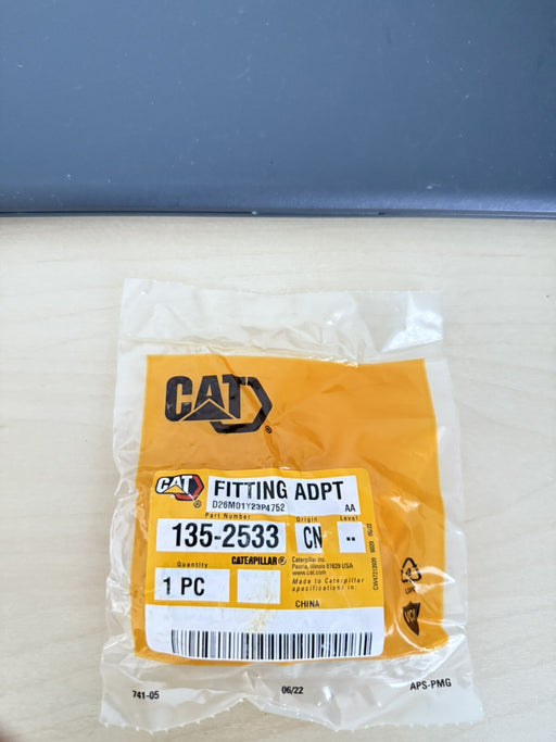 CAT 135-2533 FITTING ADAPT (NEE SEALED) GENUINE OEM