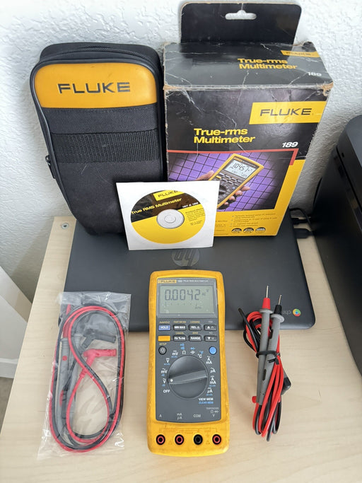 FLUKE 189 TRUE RMS DIGITAL MULTIMETER W/LEADS & TRAVEL CASE (SHIPS FAST)