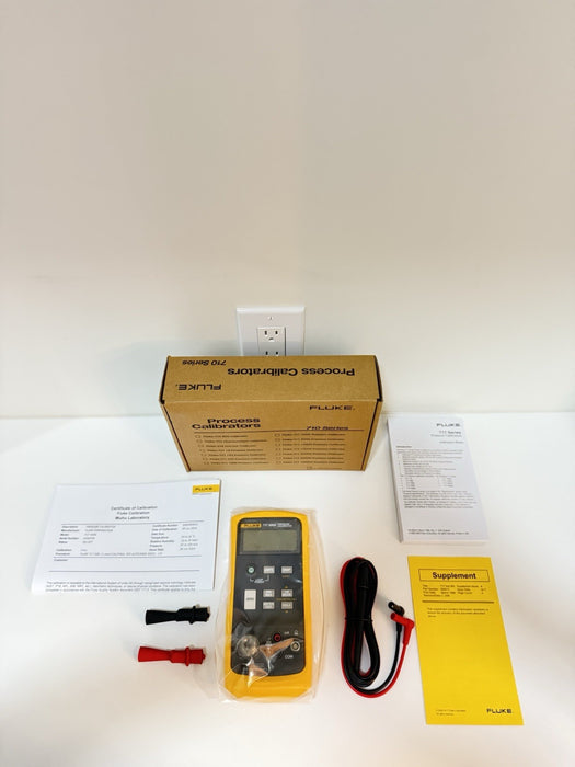 FLUKE 717 500G PRESSURE CALIBRATOR (NEW FACTORY SEALED) CALIBRATED 2024 / NEW