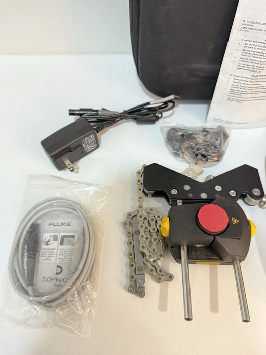 FLUKE 830 LASER ALIGNMENT TOOL W/ ACCESSORIES (TESTED) FREE SHIPPING -SHIPS FAST