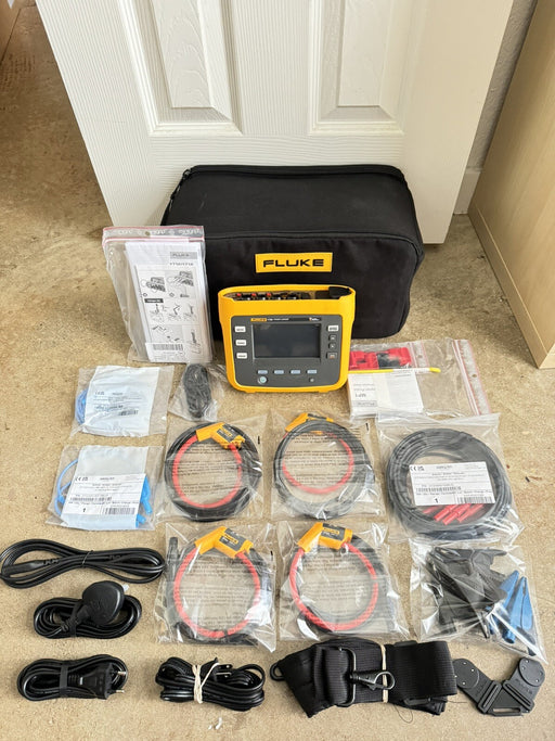 FLUKE 1738/EUS/WWG POWER LOGGER KIT 3 PHASE W/ BAG/FREE SHIPPING/GOOD CONDITION