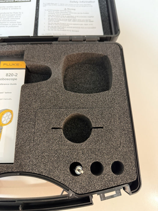 FLUKE 820-2 LED STROBOSCOPE W/ CASE & ACCESSORIES (NEW) SHIPS FREE