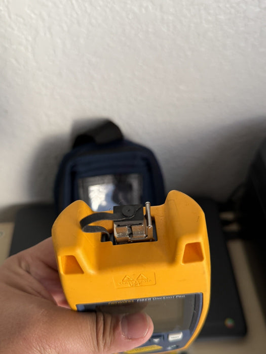 FLUKE NETWORKS FIBER ONESHOT FOS PRO SM FIBER TROUBLESHOOTER METER (SHIPS FAST)