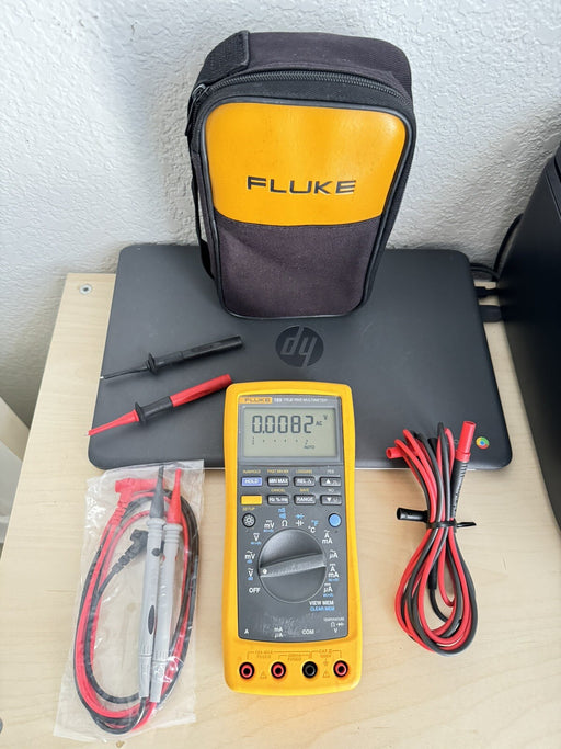 FLUKE 189 TRUE RMS MULTIMETER W/ LEADS & BAG - FREE SHIPPING
