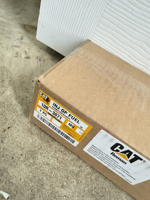 CAT 10R-3071 DIESEL INJECTOR (NEW IN BOX) - FREE SHIPPING