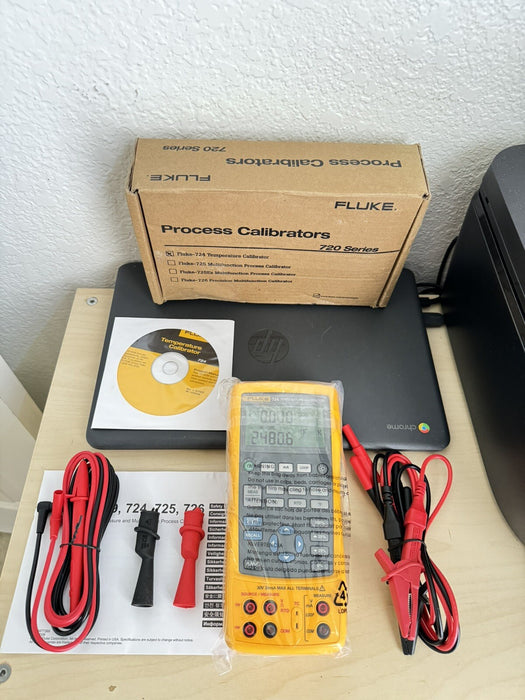 FLUKE 724 TEMPERATURE CALIBRATOR / NEW SEALED - FREE SHIPPING