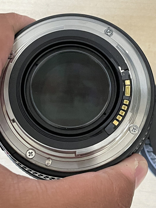 Canon 50mm f/1.4 EF Mount Lens