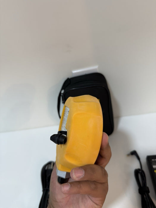 FLUKE 700G30 5000 PSIG DIGITAL TEST CALIBRATION PRESSURE GAUGE (TESTED)