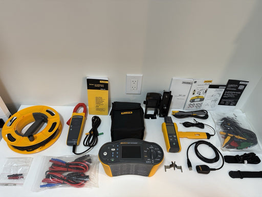 FLUKE SMFT-1000/PRO MULTIFUNCTION PV TESTER & PERFORMANCE ANALYZER (NEW SEALED)