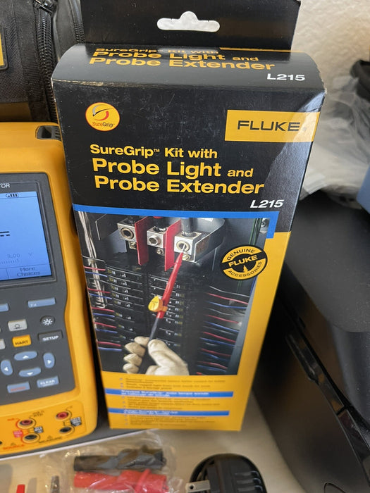 Fluke 754 Documenting Process Calibrator with HART Communication W/ NÉW TL220