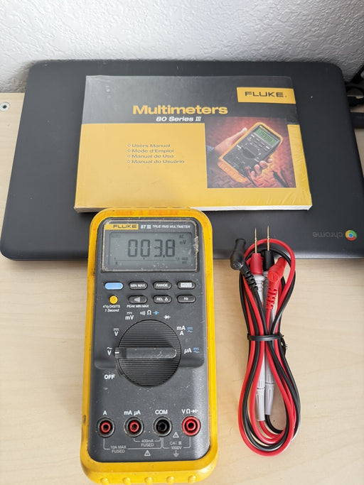 FLUKE 87 III TRUE RMS MULTIMETER W/ LEADS & MANUALS - SHIPS FAST