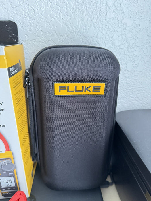 FLUKE 393 FC CAT III 1500 V True-rms Clamp Meter (NEW SEALED) - SHIPS FAST