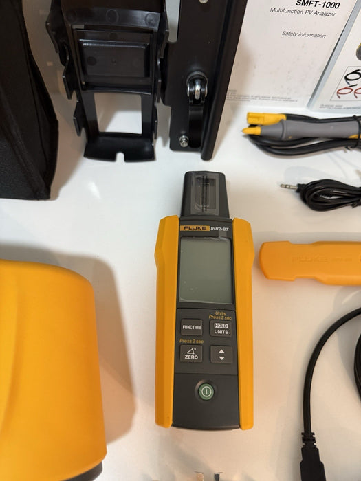 FLUKE SMFT-1000/PRO MULTIFUNCTION PV TESTER & PERFORMANCE ANALYZER (NEW SEALED)