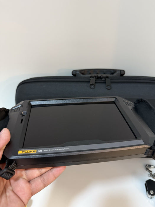 FLUKE 831 LASER SHAFT ALIGNMENT TOOL  (NEW SEALED) CALIBRATED 2025-2027) NEW