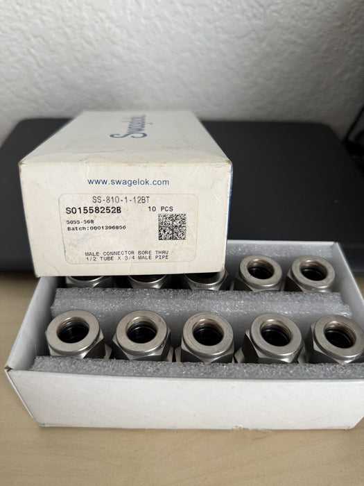 (1) SWAGELOK SS-810-1-12BT SS TUBE FITTING, 1/2" TUBE OD x 3/4" MALE NPT, NIB