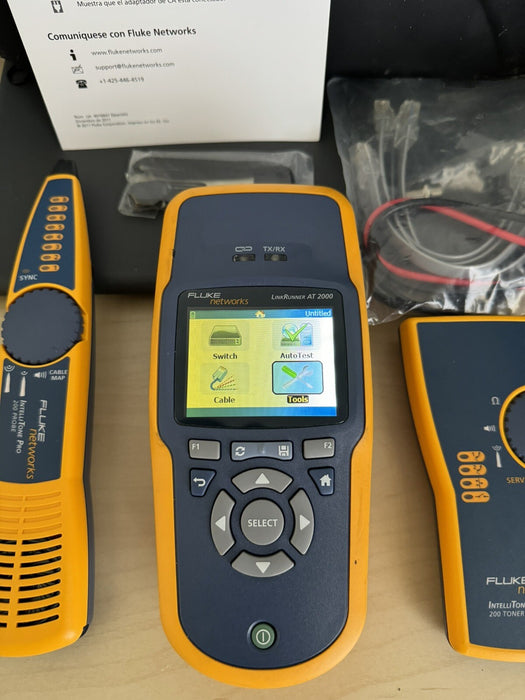 FLUKE NETWORKS LRAT-2000 LINKRUNNER AT-2000 TESTER KIT ( READ) SCREEN IS DIM