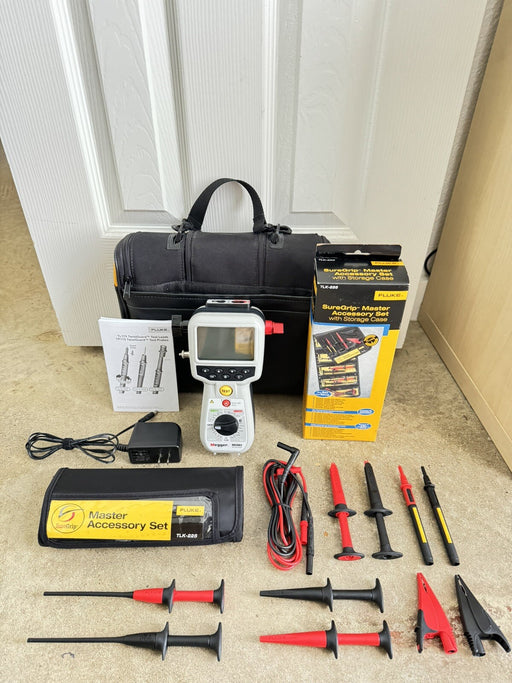 Megger MOM2 Microhmmeter W/ NEW SET OF LEADS & BAG - FREE SHIPPING/ SHIPS FAST