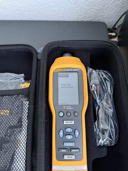 Fluke 805 FC Vibration Meter Analyzer (NEW) SHIPS FAST - FREE SHIPPING