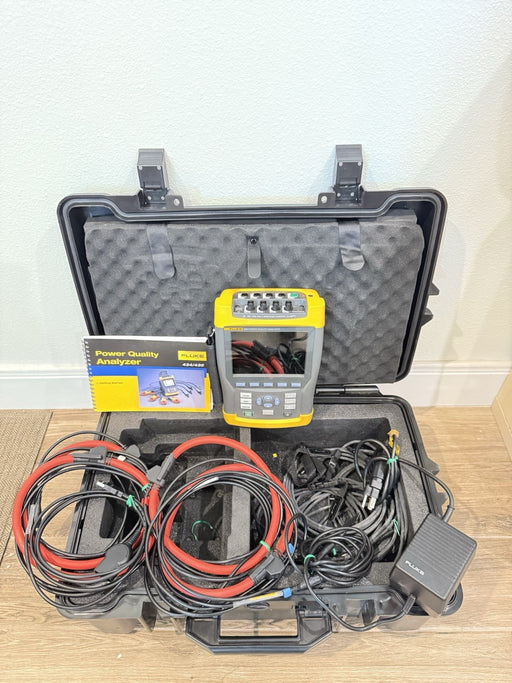 FLUKE 435 SERIES THREE PHASE POWER QUALITY & ENERGY ANALYZER W/ ROLLING CASE