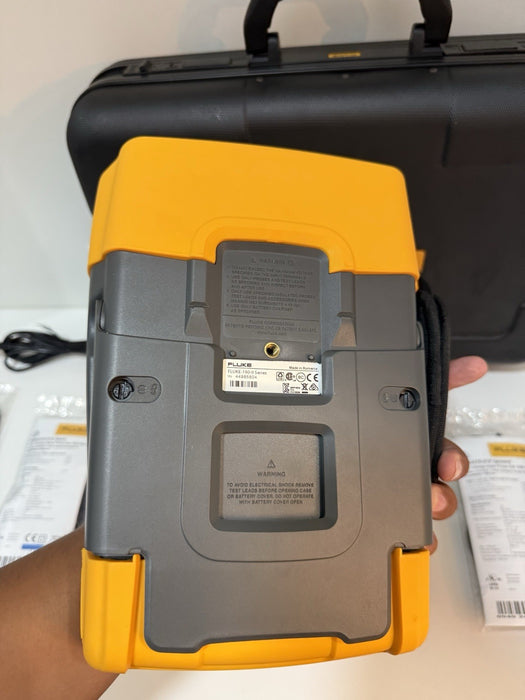FLUKE 190-504 SCOPEMETER 5GS/S 4CH 500MHZ (NEW SEALED) SHIPS FAST - TESTED