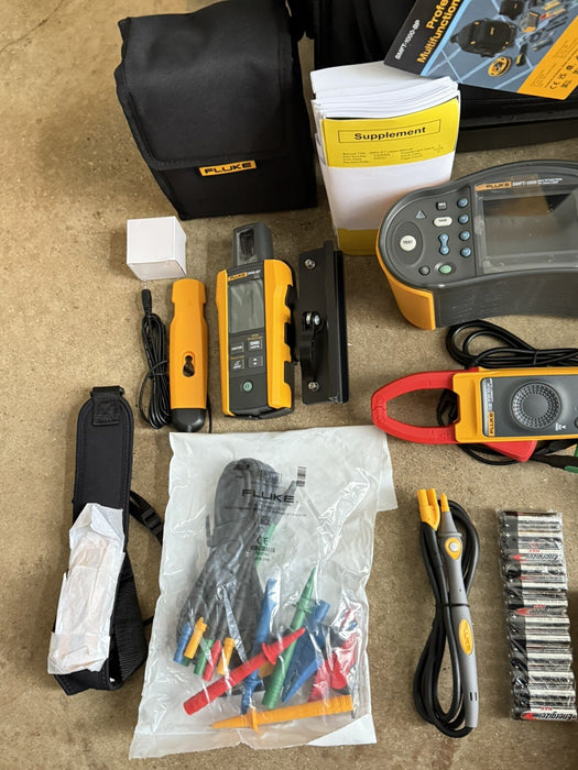 FLUKE SMFT-1000/PRO MULTIFUNCTION PV TESTER & PERFORMANCE ANALYZER (NEW SEALED)