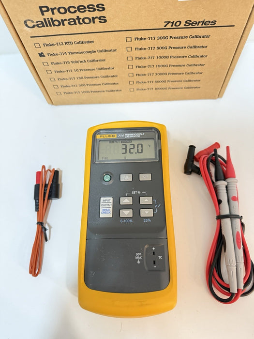 FLUKE 714 THERMOCOUPLE TEMPERATURE CALIBRATOR (NEW FACTORY SEALED) SHIPS FAST