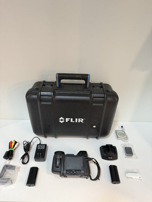 FLIR T420 THERMAL IMAGING CAMERA W/ CHARGER & BATTERIES - FREE SHIPPING (TESTED)