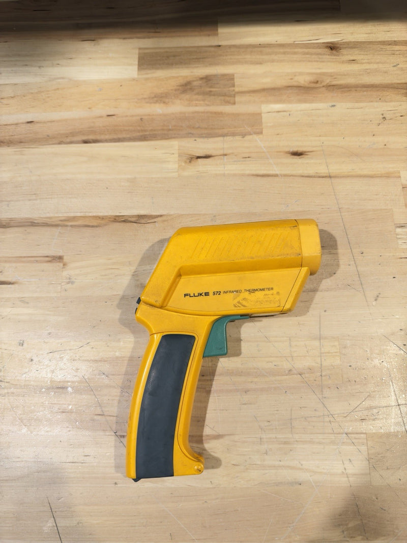 FLUKE 572 INFRARED THERMOMETER - SHIPS FAST