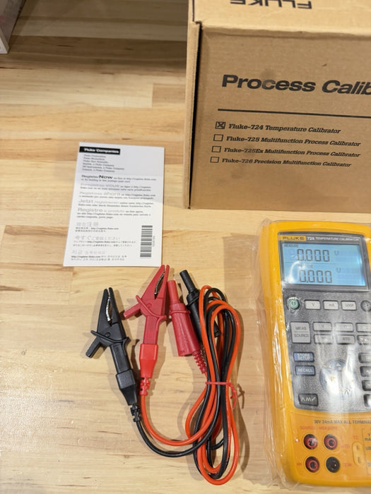 FLUKE 724 TEMPERATURE CALIBRATOR METER / NEW SEALED - FREE SHIPPING (TESTED) NEW