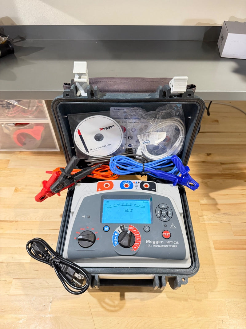 MEGGER MIT1025 10KV INSULATION TESTER WITH CHARGER & LEADS