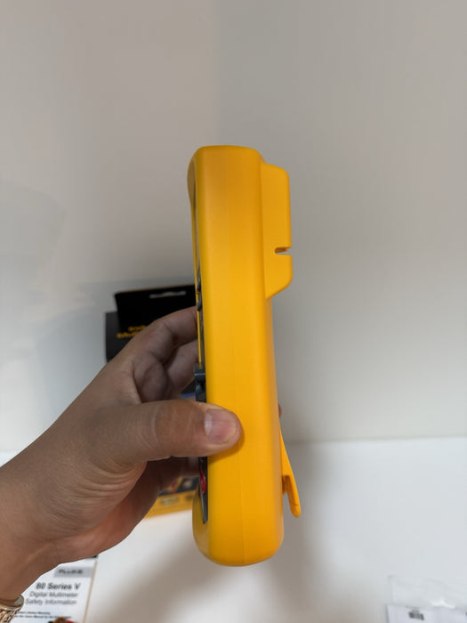 FLUKE 87-V INDUSTRIAL TRUE RMS DIGITAL MULTIMETER (MFG 2024) / NEW SEALED