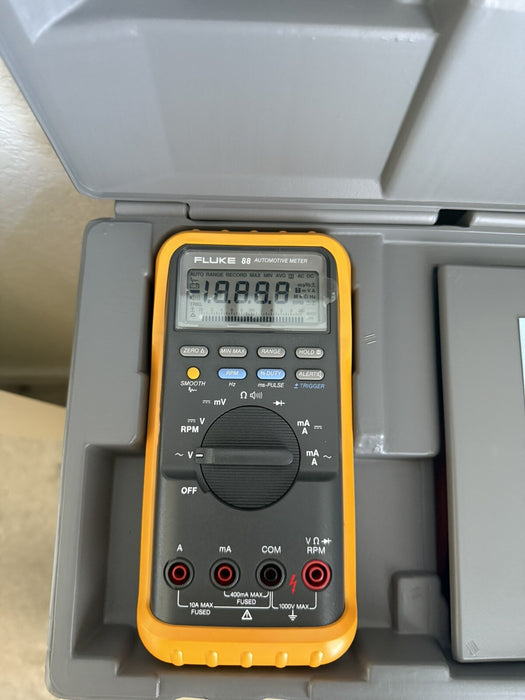 FLUKE 88 Automotive Meter Multimeter with RPM & Accessories (NEW SEALED)