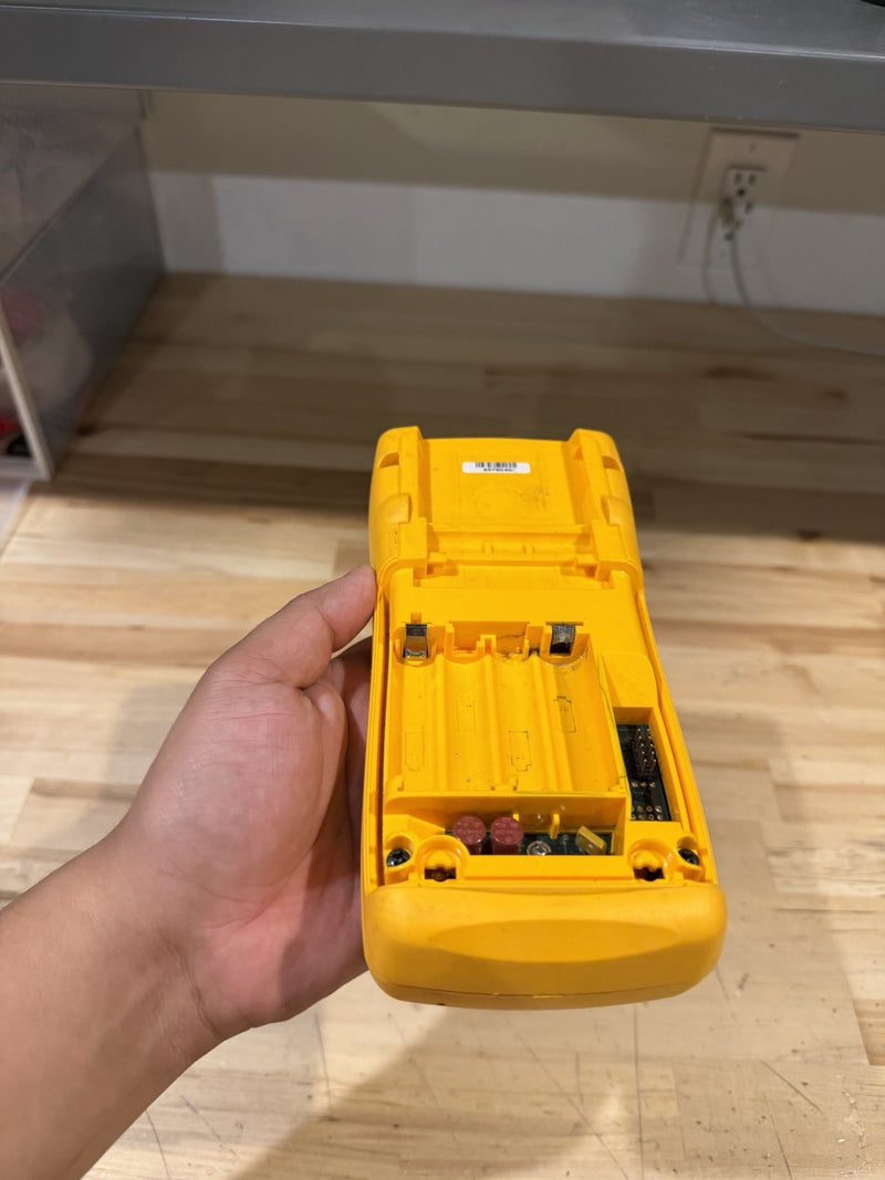 FLUKE 725 MULTIFUNCTION PROCESS CALIBRATOR (PARTS ONLY) FOR PARTS