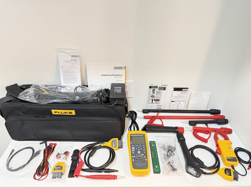 FLUKE BT521 BATTERY ANALYZER KIT WITH ACCESSORIES CALIBRATED 2025/2026