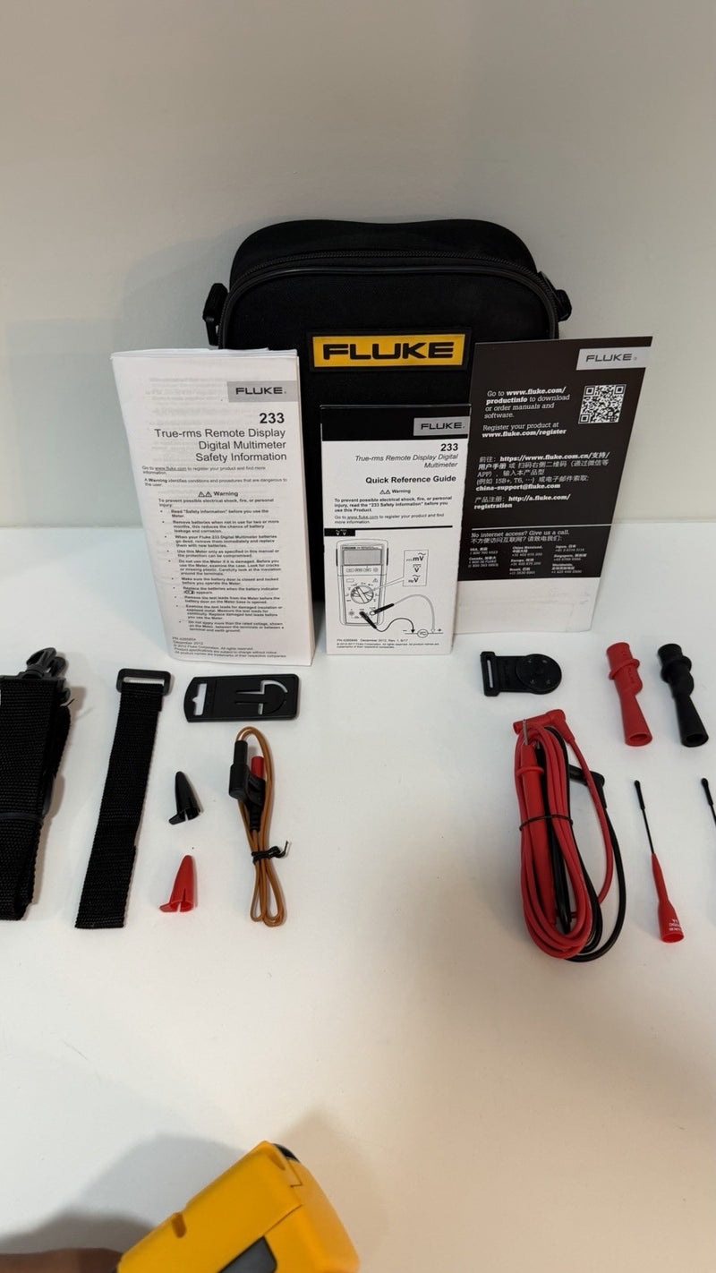 FLUKE 233 REMOTE DISPLAY AUTOMOTIVE DIGITAL MULTIMETER KIT
