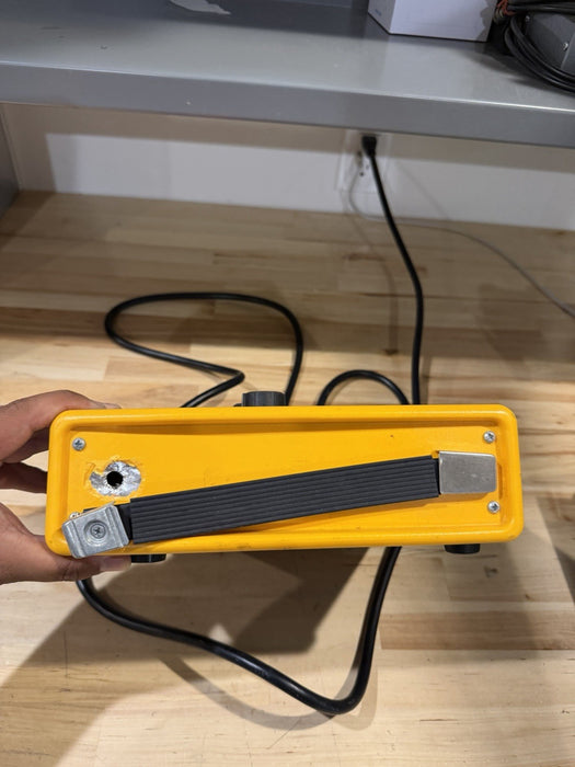 FLUKE BIOMEDICAL ESA601 ELECTRICAL SAFETY ANALYZER TESTER