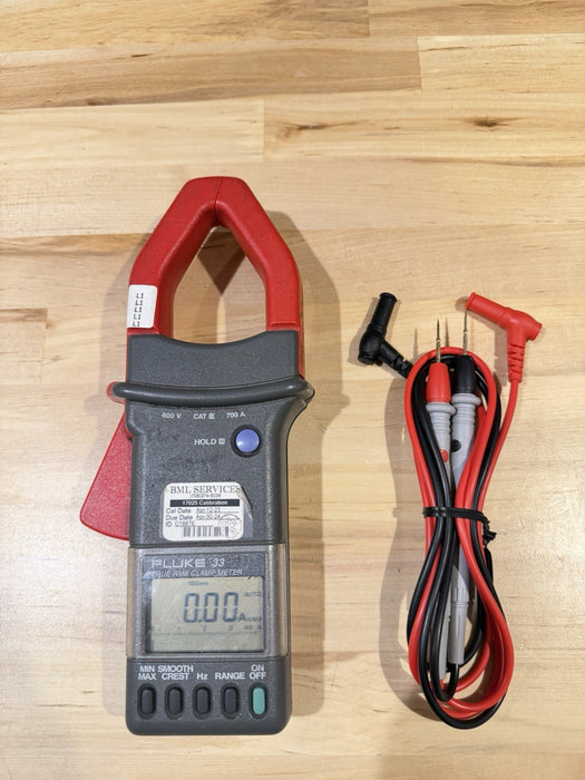 FLUKE 33 TRUE RMS CLAMPS METER W/ LEADS & CLIPS  (TESTED) SHIPS FREE