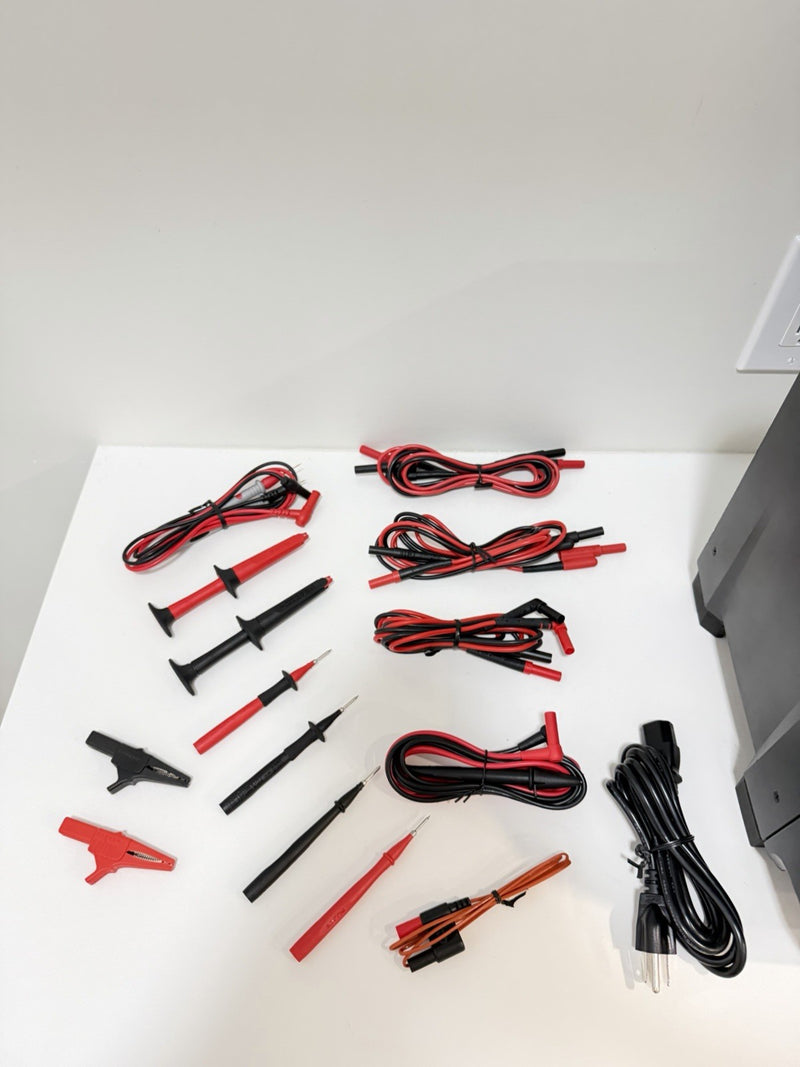 FLUKE 9144 FIELD METROLOGY WELL 50°C TO 660°C TEMPERATURE CALIBRATOR & LEADS