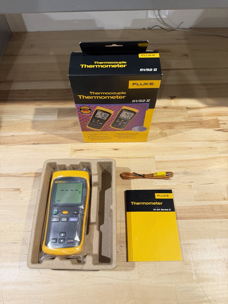 FLUKE 51 II THERMOCOUPLE THERMOMETER- SHIPS FAST (NEW)
