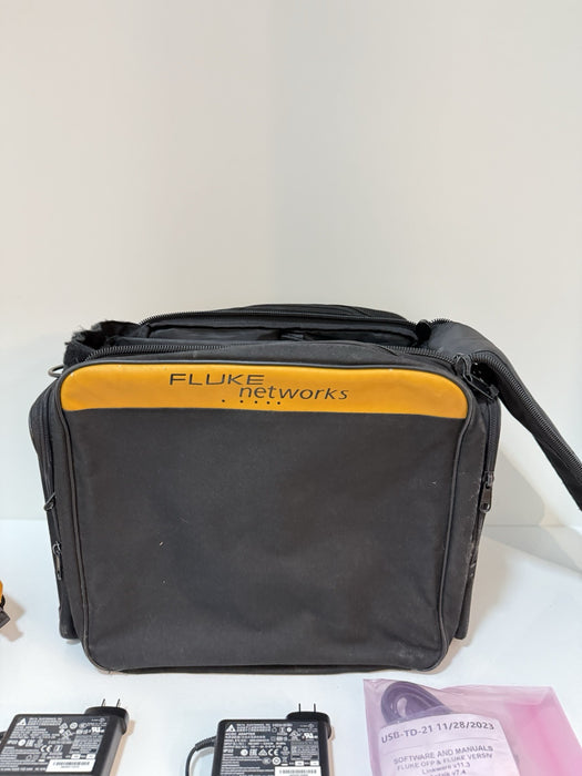 FLUKE NETWORKS VERSIV MAINFRAME & REMOTE WITH BAG & ACCESSORIES
