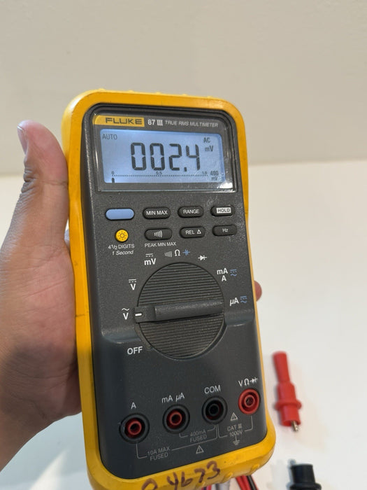 FLUKE 87 III TRUE RMS MULTIMETER W/LEADS & CLIPS - SHIPS FAST (CALIBRATED 2027)