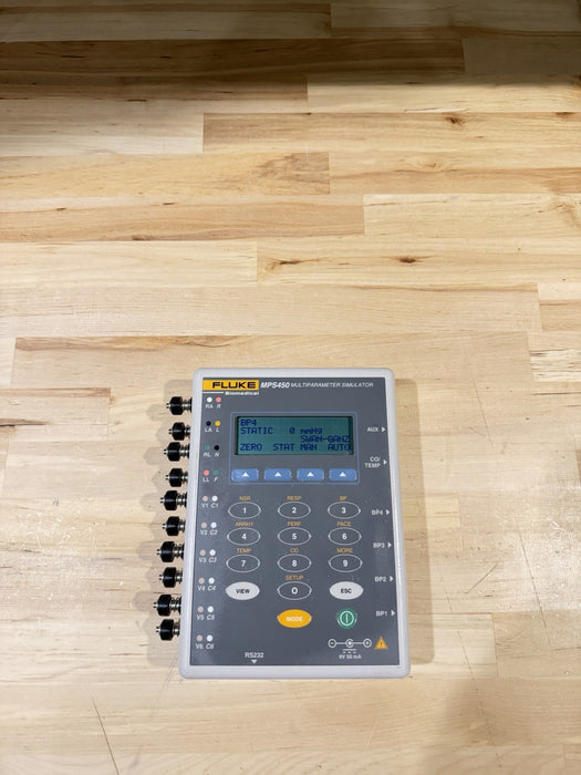 FLUKE MPS450 MULTIPARAMETER SIMULATOR WITH CASE & CHARGER MISSING COVER TESTED
