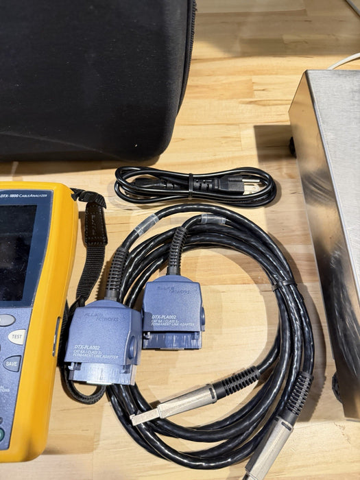 FLUKE NETWORKS DTX-1800 CABLE ANALYZER W/DTX-SFM2 DTX-MFM2 DTX-PLA002 (TESTED)