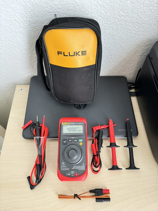FLUKE 707EX INTRINSICALLY SAFE MA LOOP CALIBRATOR WITH BAG & LEADS