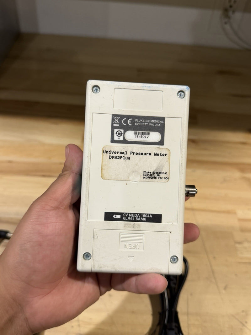 FLUKE BIOMEDICAL DPM2PLUS PRESSURE METER (TESTED) FREE SHIPPING CALIBRATED 2027