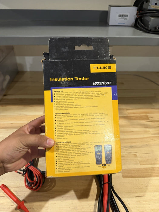 FLUKE 1503 INSULATION TESTER WITH ACCESSORIES