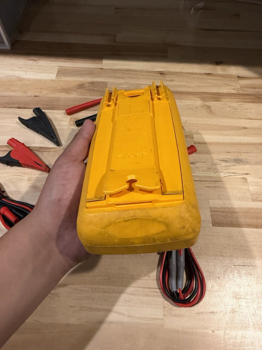 FLUKE 289 TRUE RMS DIGITAL MULTIMETER KIT W/ ACCESSORIES (TESTED) SHIPS FAST