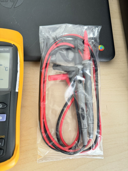 FLUKE 54 IIB 2 CHANNEL THERMOCOUPLE THERMOMETER WITH PROBES TESTED