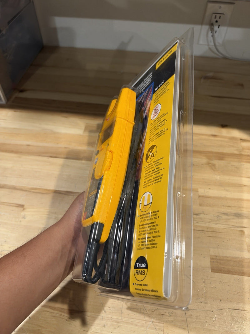 FLUKE T6-600 ELECTRICAL TESTER 600V CAT III (TESTED) SHIPS FAST NEW